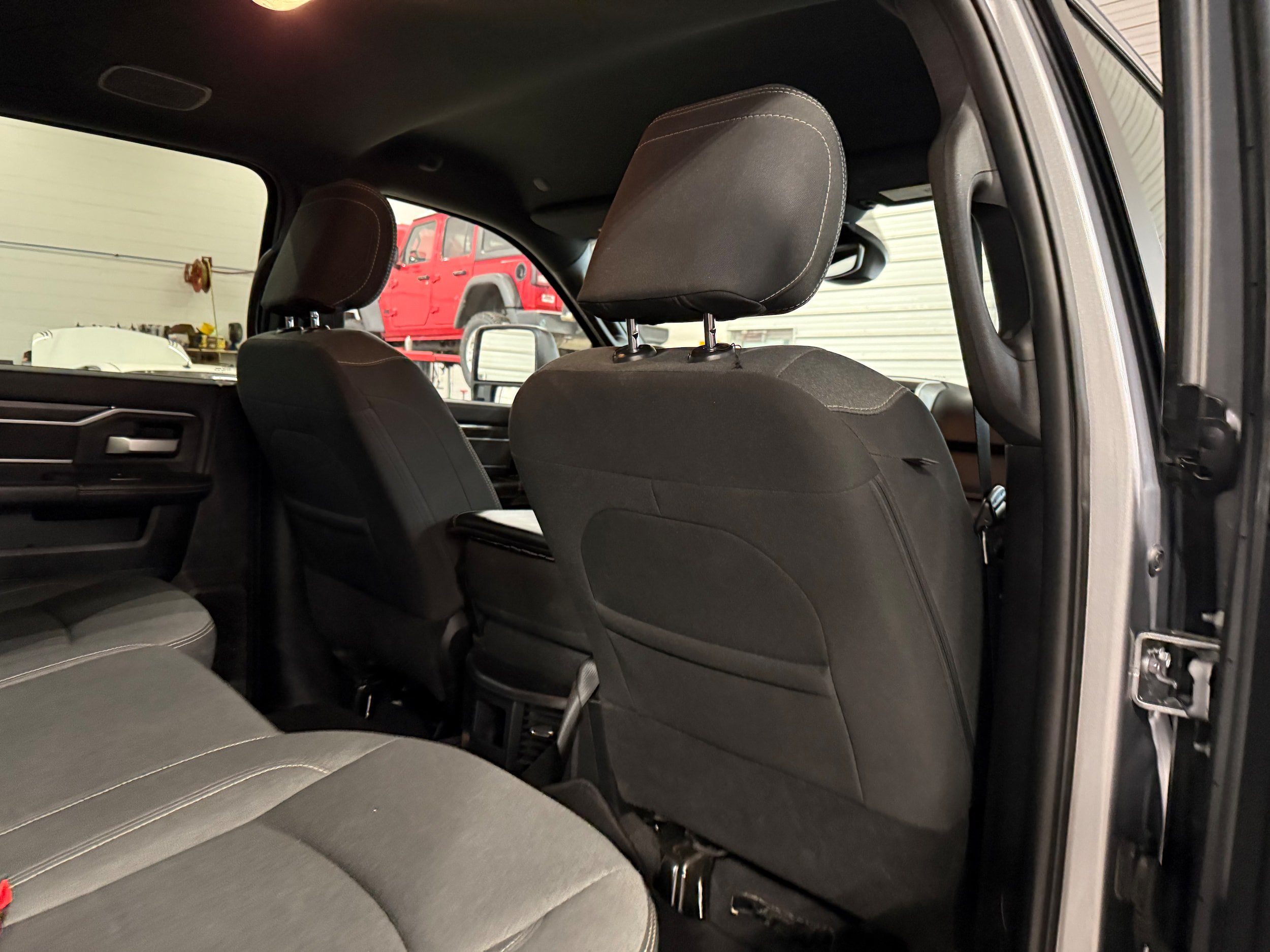 Certified 2024 RAM 2500 Big Horn w/ Night Edition AWD/4WD image 15