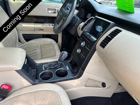 Used 2019 Ford Flex SEL w/ Equipment Group 202A FWD image 13