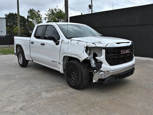 Used 2022 GMC Sierra 1500 Pro w/ Convenience Package RWD image 2