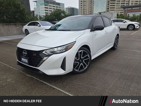 Used 2025 Nissan Sentra SR w/ SR Premium Package FWD image 1