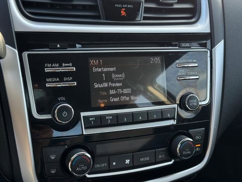 Used 2018 Nissan Altima 2.5 SV image 15