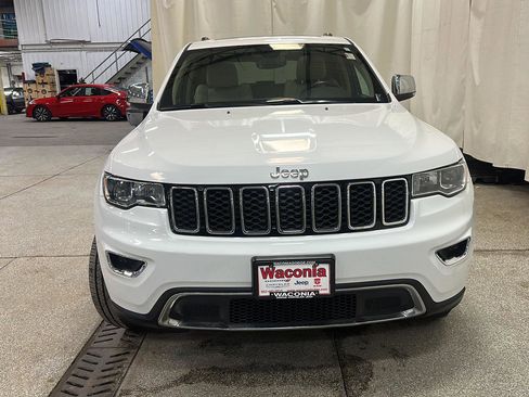 Used 2019 Jeep Grand Cherokee Limited w/ Trailer Tow Group IV image 8