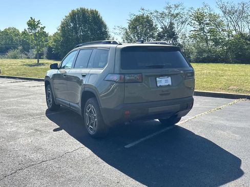 New 2026 Jeep Cherokee Laredo AWD/4WD image 32