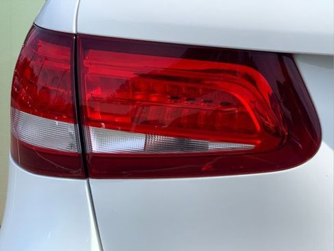 Used 2016 Mercedes-Benz GLC 300 image 12