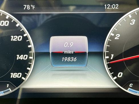 Used 2020 Mercedes-Benz E 350 Sedan image 12