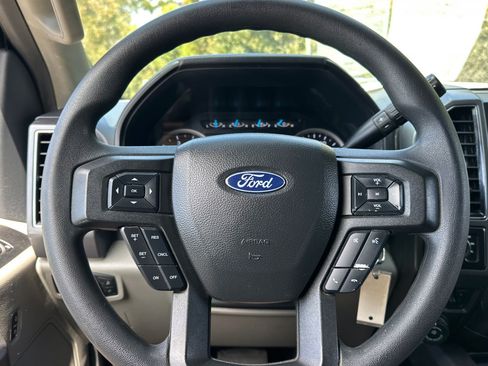 Used 2022 Ford F250 XLT w/ Black Appearance Package AWD/4WD image 19