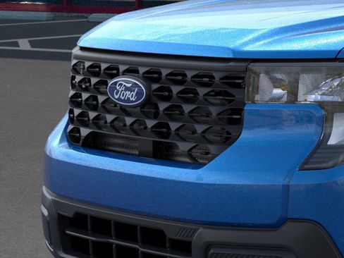 New 2026 Ford Maverick XL image 18