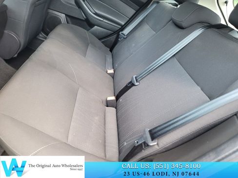 Used 2016 Ford Focus SE FWD image 14