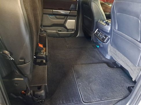 Used 2023 Ford F150 Lariat w/ Equipment Group 502A High image 19