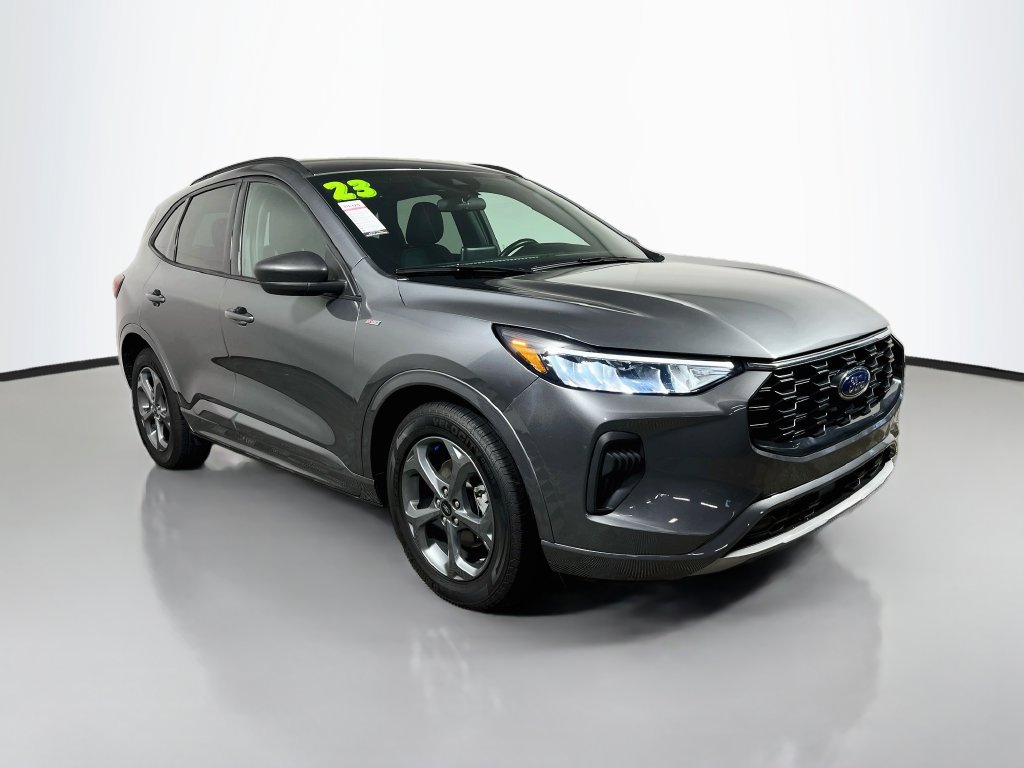 Used 2023 Ford Escape ST-Line w/ Equipment Group 301A FWD image 1