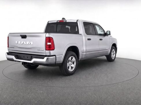 Used 2025 RAM 1500 Big Horn AWD/4WD image 5