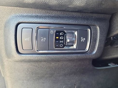Certified 2021 Lincoln Corsair FWD image 14