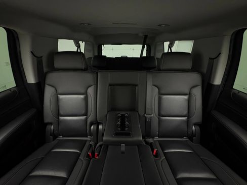 Used 2018 GMC Yukon XL SLT AWD/4WD image 40