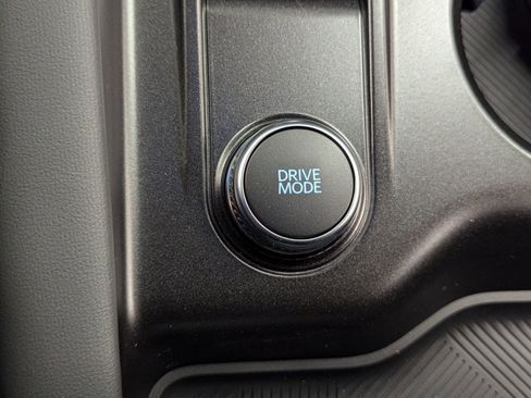 New 2026 Ford Explorer Active w/ Active Comfort Package image 26