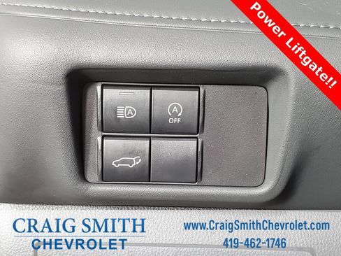 Used 2024 Toyota Highlander LE image 10