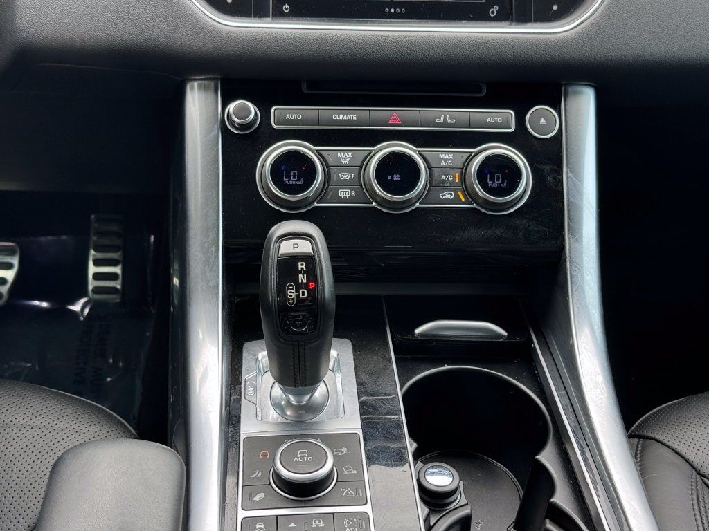 Used 2016 Land Rover Range Rover Sport Supercharged AWD/4WD image 33