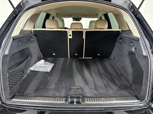 Used 2022 Mercedes-Benz GLC 300 4MATIC image 25