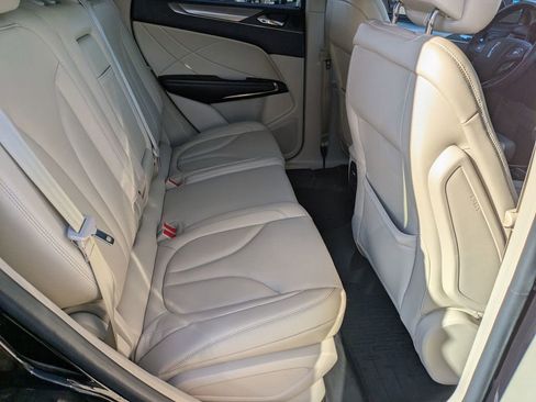 Used 2019 Lincoln MKC Premiere image 29