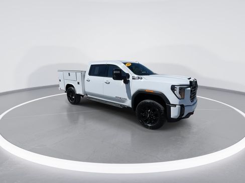 Used 2025 GMC Sierra 2500 AT4 AWD/4WD image 25