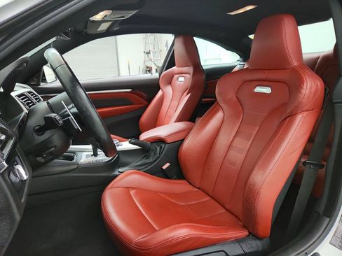 Used 2015 BMW M4 Coupe RWD image 14