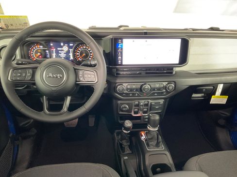 New 2026 Jeep Gladiator Sport image 9