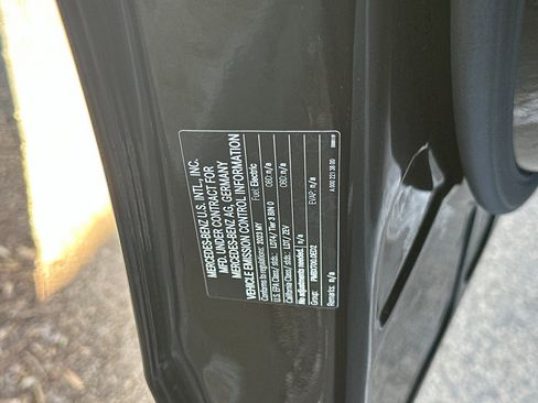 Used 2023 Mercedes-Benz EQS 580 4MATIC SUV image 20