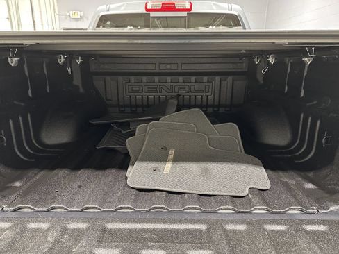 Used 2021 GMC Canyon Denali AWD/4WD image 17