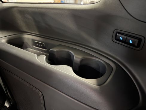 New 2025 Ford Expedition Platinum w/ Stealth Performance Package image 32