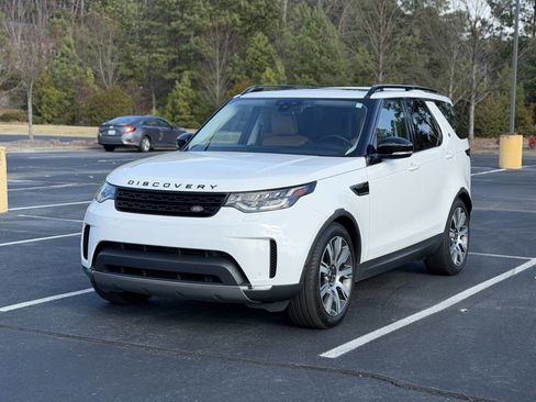 Used 2019 Land Rover Discovery HSE Luxury image 3