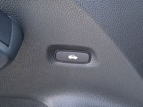 Used 2023 Honda Civic Sport image 23