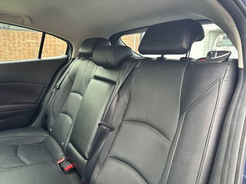 Used 2017 MAZDA MAZDA3 Grand Touring w/ Premium Equipment Package image 37