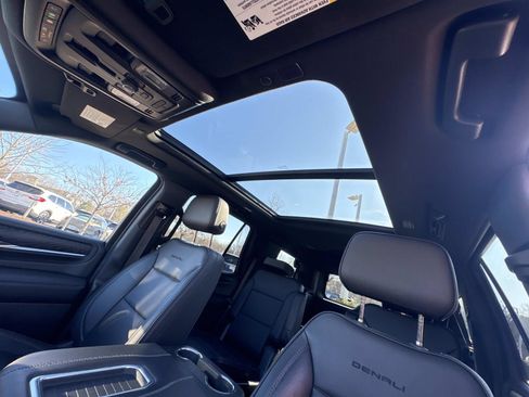 Used 2022 GMC Yukon Denali w/ Max Trailering Package image 31