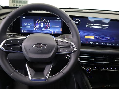 New 2026 Chevrolet Traverse LT w/ Midnight/Sport Edition image 24