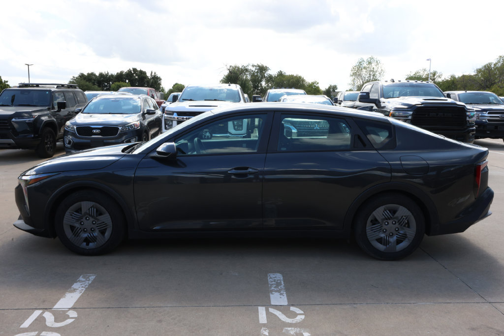 Used 2026 Kia K4 FWD image 8