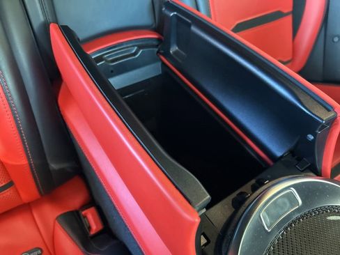 Used 2019 Mercedes-Benz AMG GT 63 S image 34