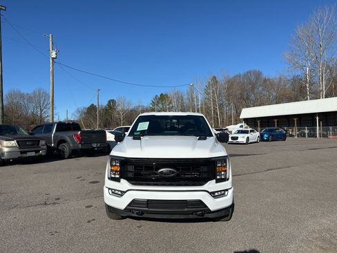 Used 2022 Ford F150 XLT w/ Equipment Group 302A High image 8
