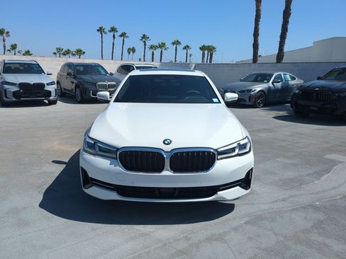 Used 2023 BMW 530i RWD image 2