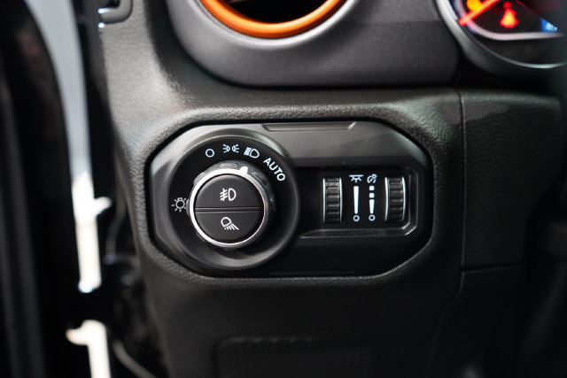 Used 2021 Jeep Gladiator Mojave AWD/4WD image 21