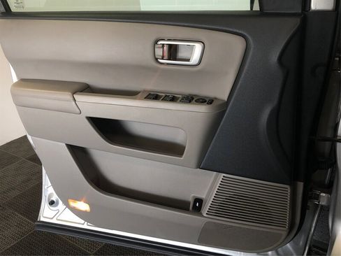 Used 2014 Honda Pilot EX-L image 17