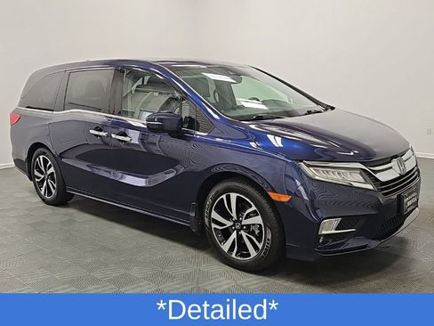 Used 2019 Honda Odyssey Elite image 2