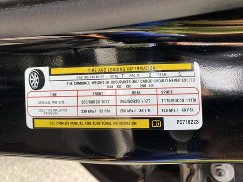 Used 2023 Dodge Durango GT image 38