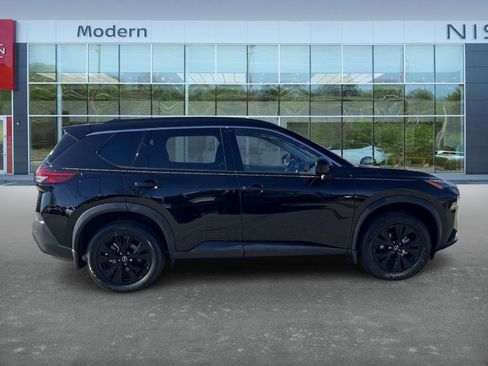 Certified 2023 Nissan Rogue SV w/ SV Premium B Package image 4