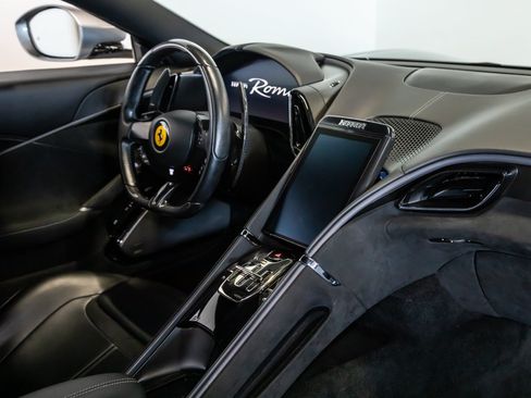 Used 2021 Ferrari Roma RWD image 36
