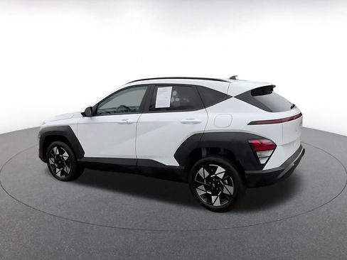 Used 2025 Hyundai Kona SEL image 11
