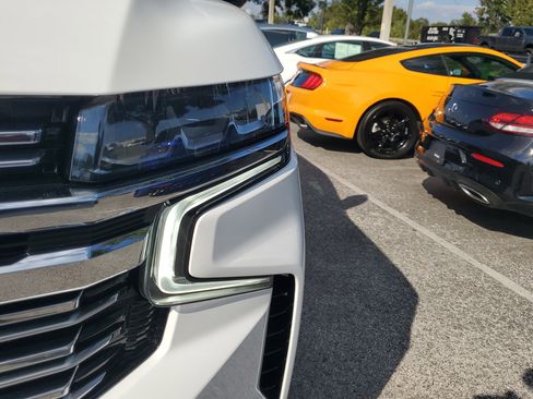 Used 2023 Chevrolet Tahoe Premier image 3