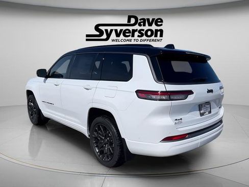 New 2026 Jeep Grand Cherokee L Summit w/ Obsidian Package image 3