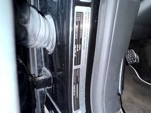 Used 2011 Bentley Continental GT image 24