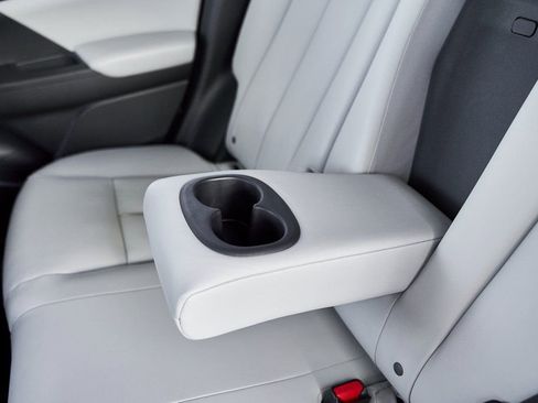 New 2026 Mitsubishi Eclipse Cross SEL image 32