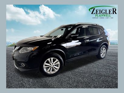 Used 2014 Nissan Rogue SV