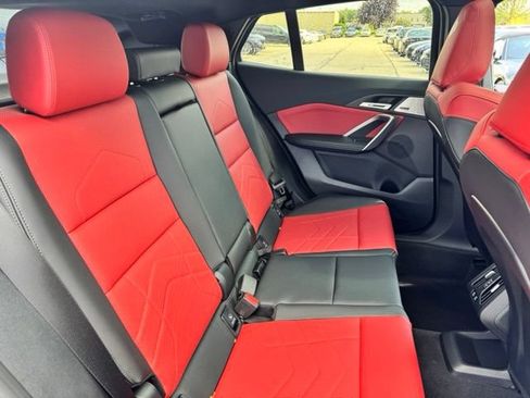 Used 2025 BMW X2 M35i AWD/4WD image 6